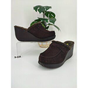 Volatile Women's Wynette Brown Suede Wedge Clogs Size 9 US